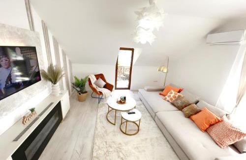 Bistrita Apartment | STUDIO POIENII - a cozy stay 5 min away from the center