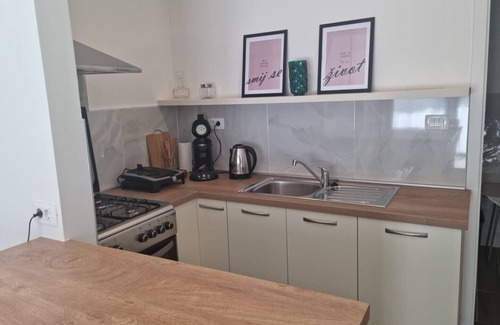 Brulo Apartment | Studio Raven N1 in Porec