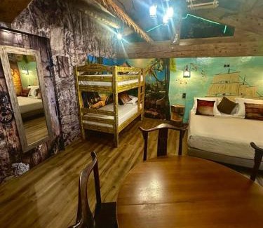 Centre Historique Apartment | Studio repaire des pirates du Cloitre