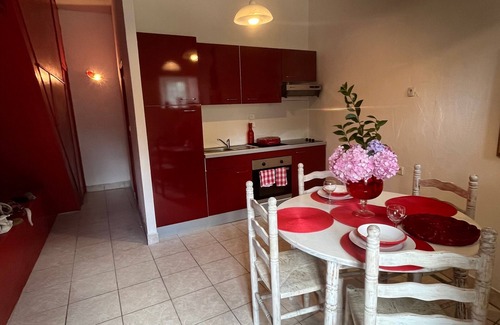 Vicq-sur-Mer Apartment | Studio Rouge a la Prefontainerie