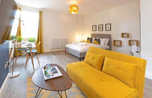 Preston Apartment | Studio Stay Fulwood Heights