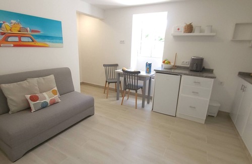 Paul do Mar Apartment | Studio Theo Vista Montanha