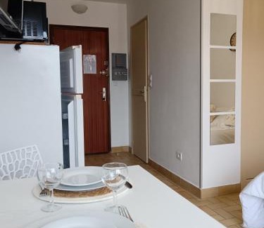 Balaruc-les-Bains Apartment | Studio tout confort avec ascenseur
