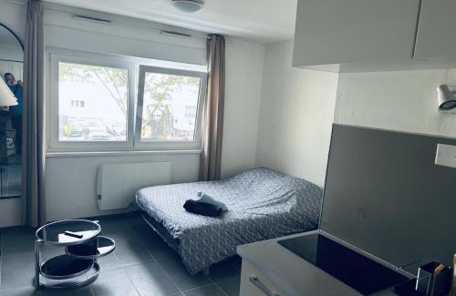 Koenigshoffen Est Apartment | STUDIO tres pratique