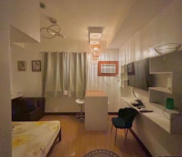 Cagayan de Oro Apartment | Studio unit Mesaverte Residence Near SM downtown Gaisano Mall Centrio Mall