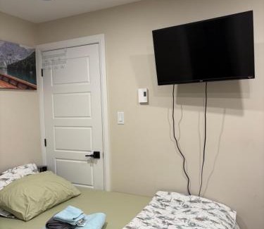 Terra Nova House | Studio unit with private entrance, 2 bed 1 bath