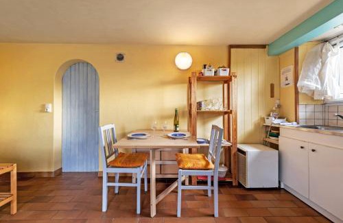 Plomodiern Apartment | Studio vue sur mer