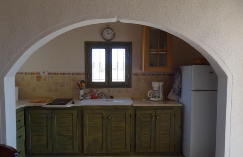 Beni Maaguel Cottage | Studio with palapa, pool and great view in great 5 hectares