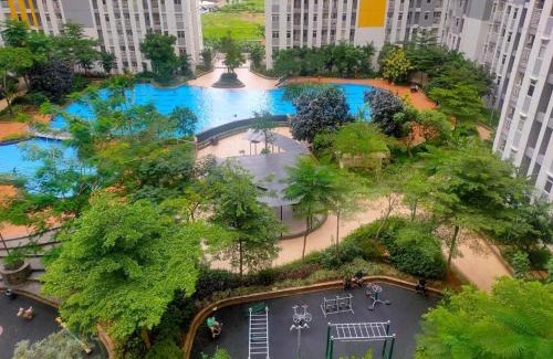Bekasi Apartment | Studio with pool & next to mall
