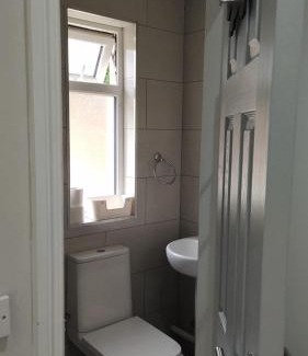 Ongar Apartment | Studio with Private Kitchen
