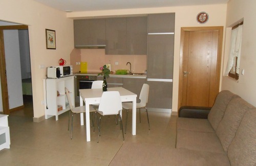 Bravaes House | stump house 2 Bravães