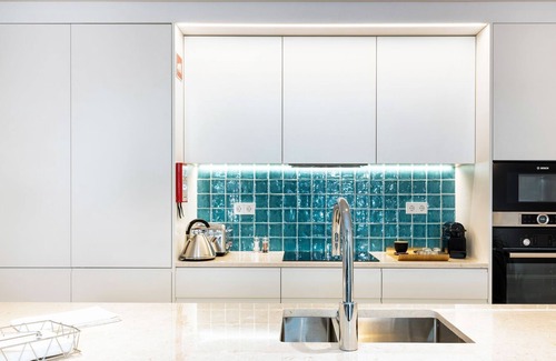 Encarnacao Apartment | Stunning 2BDR Apartment in Chiado by LovelyStay