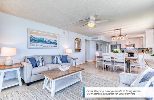 Satellite Beach Condo | Stunning 3-Bed Penthouse with Panoramic Ocean Views & Hot Tub 🌊