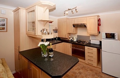 Lynton Cabin | Stunning 3 bedroom lodge overlooking the West Lyn River.
