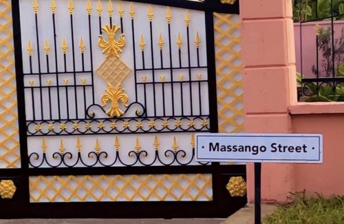 Limbe House | Stunning 3-Bedrooms GuestHouse in Limbe Cameroon