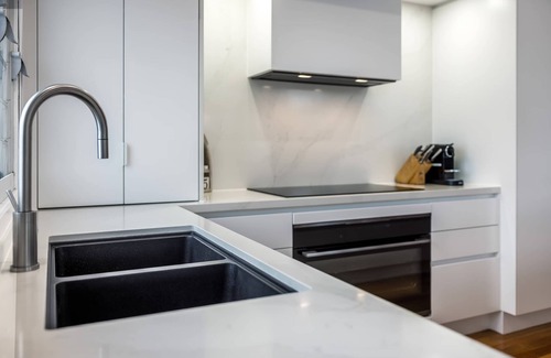 Alexandra Headland House | Stunning Alex Heads Beach House - Pet friendly