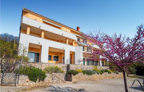 Donji Kraj Apartment | Stunning Apartment In Moscenicka Draga