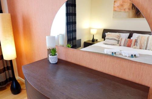 Cambridge Apartment | Stunning Apartment close to Cambridge Station with FREE Parking!