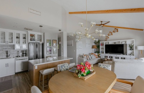 Wailea Condo | Stunning BEACHFRONT Luxury Makena Escape; Freshly Fully Remodeled 2023