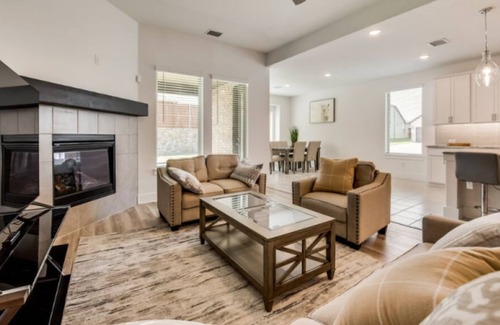 Fate House | Stunning Brand New 5-Bedroom Rental with Modern Amenities