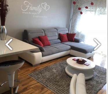 Heckmondwike Apartment | Stunning, contemporary Home from Home