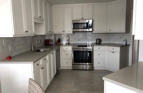 Park Shore Condo | Stunning gulf front two bedroom condo for rent.