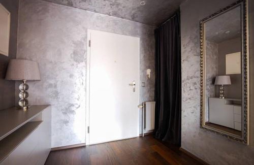 Mariahilf Apartment | Stunning High-End 2 Bedroom condo near City Center