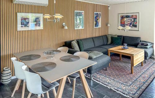 Rendbjerg House | Stunning Home In Egernsund With Wifi