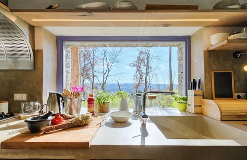 Groznjan House | Stunning home in Groznjan with sauna