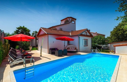 Cancini House | Stunning home in Kukci - Nova Vas