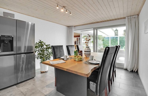 Kollund House | Stunning home in Kruså with WiFi