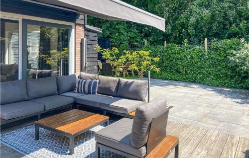 Noordwijkerhout House | Stunning Home In Noordwijk With Wifi