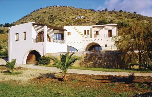 Agia Galini House | Stunning Home In Plativola Aggrethym