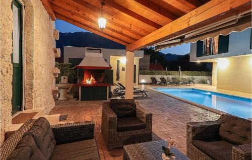 Sestanovac House | Stunning Home In Sestanovac