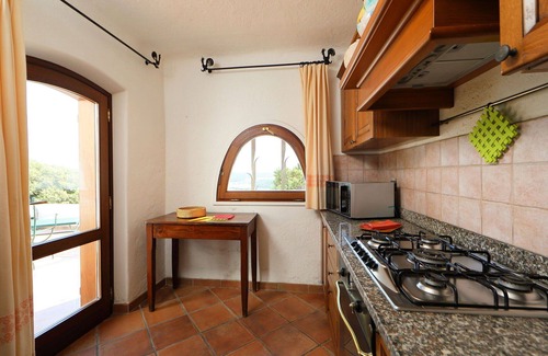 Santa Teresa di Gallura Villa | Stunning private villa with A/C, private pool, WIFI, hot tub, TV, patio and panoramic view