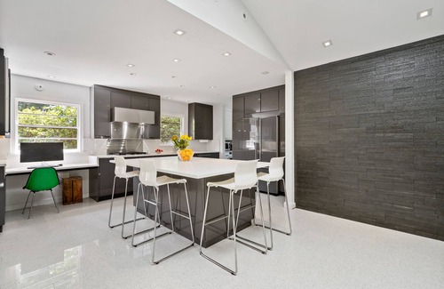 East Memphis House | Stunning Mid Century Modern East Memphis home