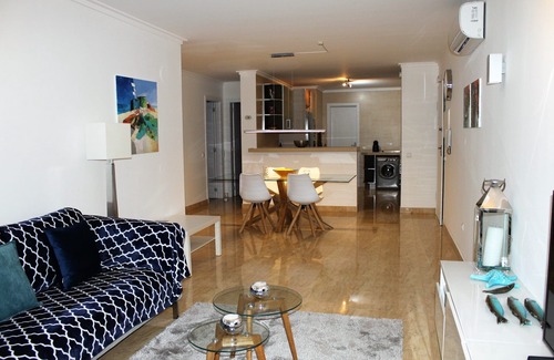 Meia Praia Apartment | Stunning Modern 2 Bedroom Apartment with Seaviews and Communal Roof Terrace Pool