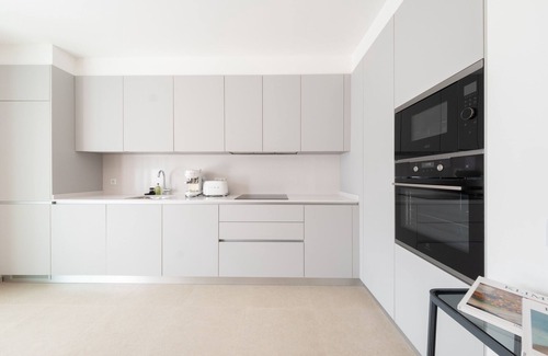 Lagos Apartment | Stunning modern apartment [118]