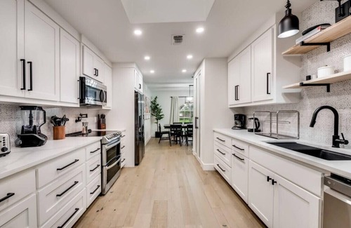 Plano House | Stunning Modern Rustic House - Pool,Playroom,Patio