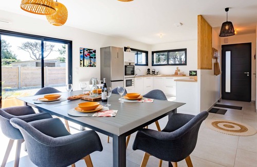 Saint-Germain-sur-Ay House | Stunning private villa for 4 people with WIFI and terrace