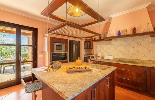 Mancor de la Vall Villa | Stunning private villa with hot tub, private pool, A/C, WIFI, TV, patio and panoramic view