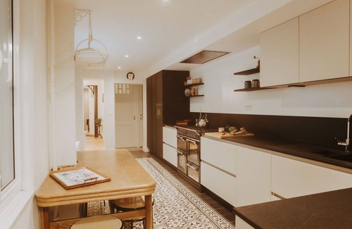 Blankenberge Villa | Stunning private villa for 12 guests with WIFI, TV and patio