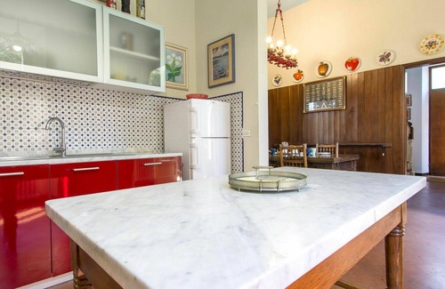San Piero a Grado Villa | Stunning private villa for 9 people with WIFI, TV, patio and pets allowed