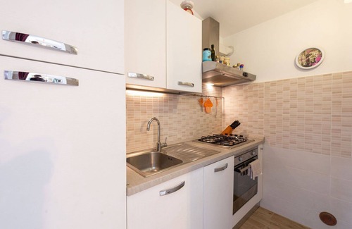 Roccastrada Villa | Stunning private villa for 6 people with pool, WIFI, TV, terrace and pets allowed