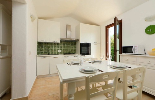 Sant'Elmo House | Stunning private villa for 8 guests with private pool, WIFI, TV, terrace, pets allowed and parking