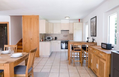 Champex-Lac House | Stunning private villa for 8 people with WIFI, TV, terrace and pets allowed