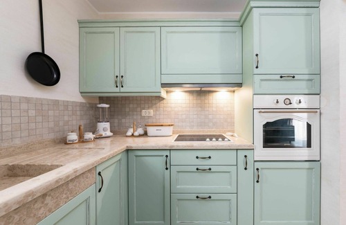 Bazgalji Villa | Stunning private villa for 6 people with private pool, A/C, WIFI, TV, terrace and pets allowed