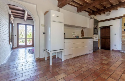 Bettolelle Villa | Stunning private villa for 12 people with private pool, WIFI, TV and panoramic view