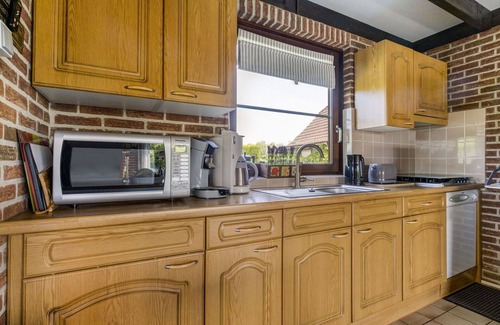 Wolphaartsdijk House | Stunning private villa for 4 guests with WIFI, TV, terrace and pets allowed