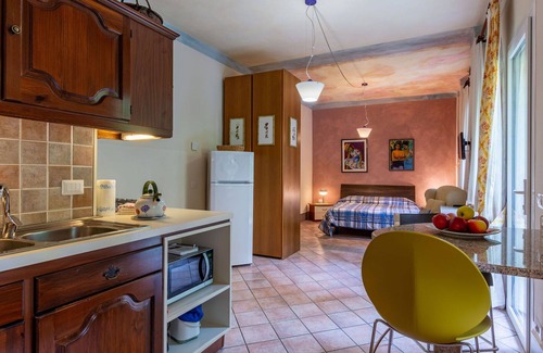 Invorio House | Stunning private villa for 6 people with A/C, TV, terrace and pets allowed